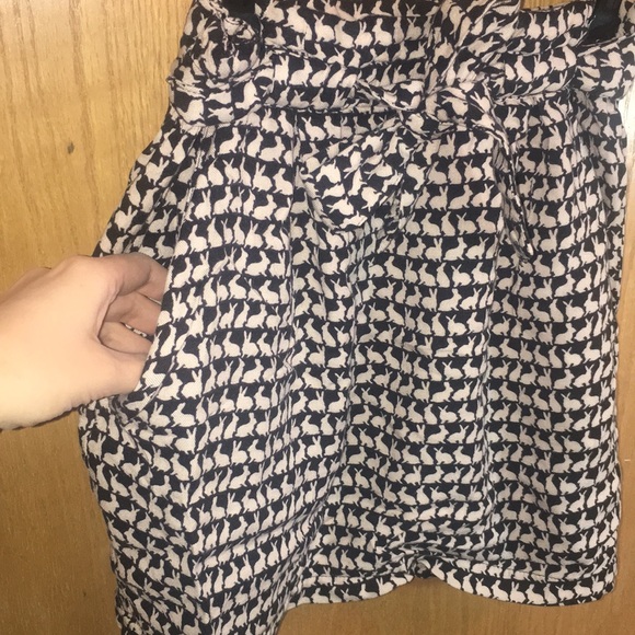Divided by H&M pocket short skirt - bunny pattern - Picture 3 of 4